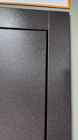 Входная дверь  