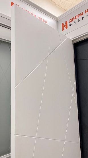 Межкомнатная дверь  